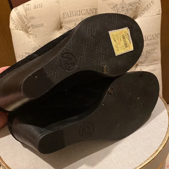 Lucky Brand Wedge Booties - Picture 6 of 7